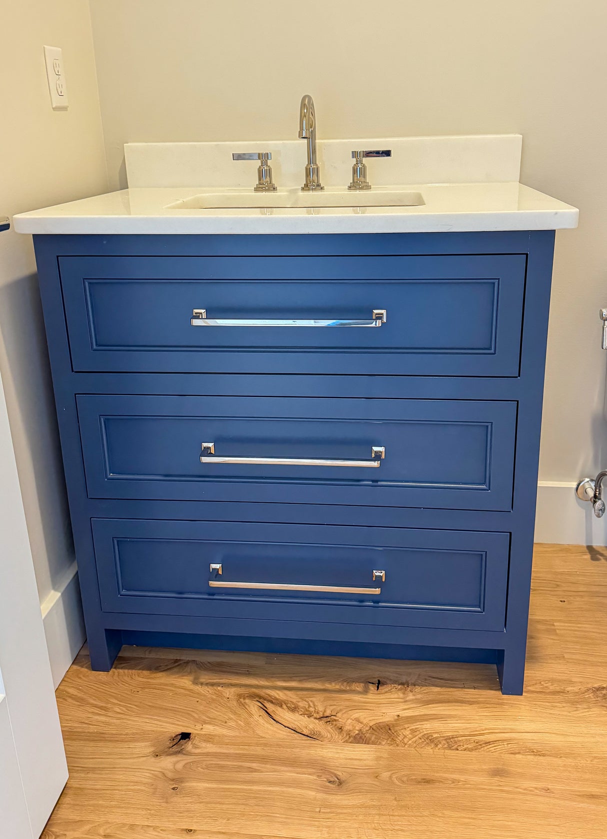 36" Powder Room Vanity 2 Drawers